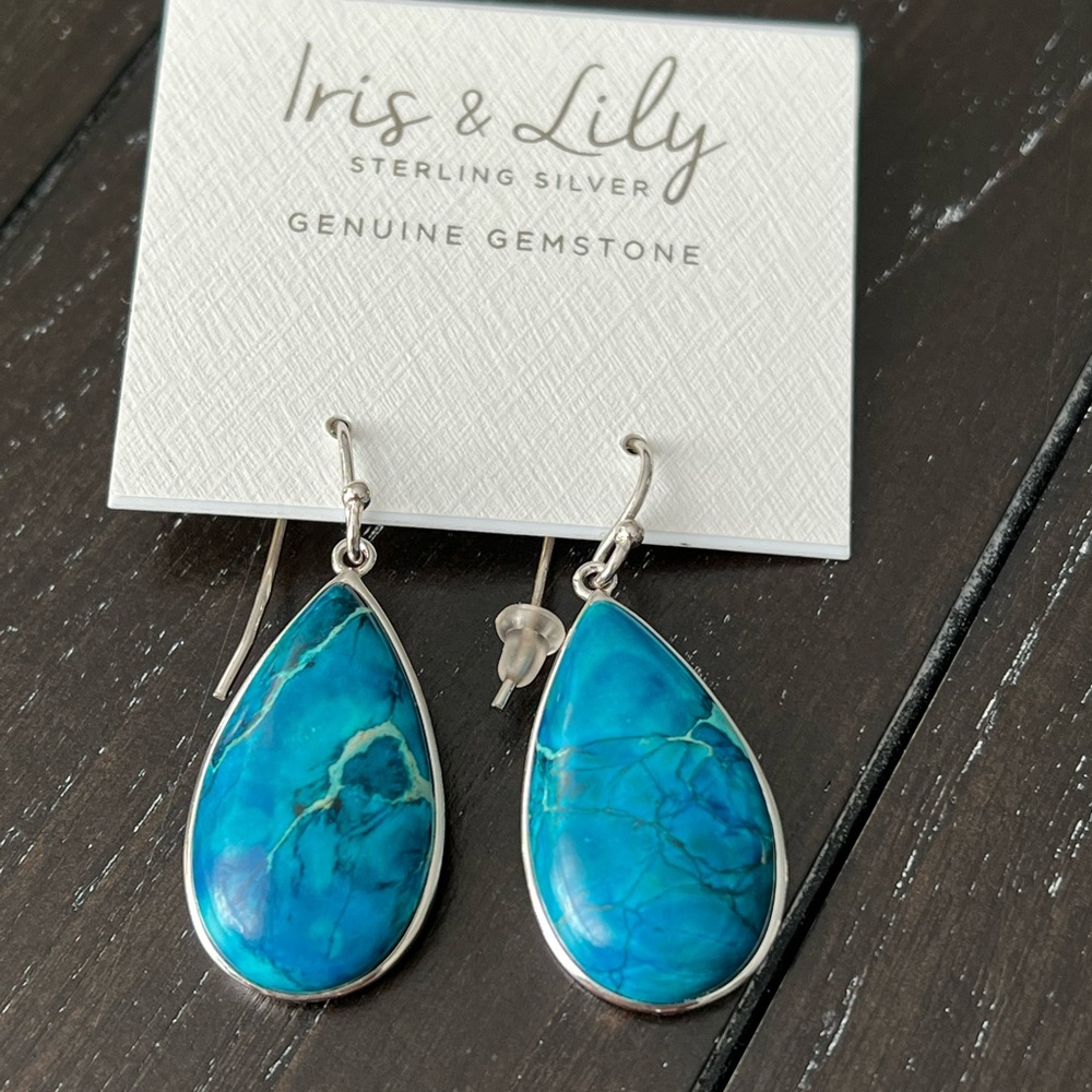Iris & Lily Earrings - Picture 3 of 6